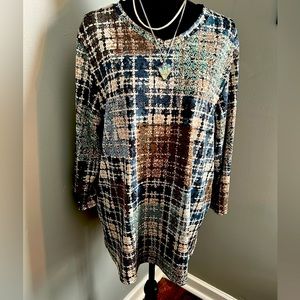 Women’s poly/spandex knit top by Bon Worth, size XL, previously loved